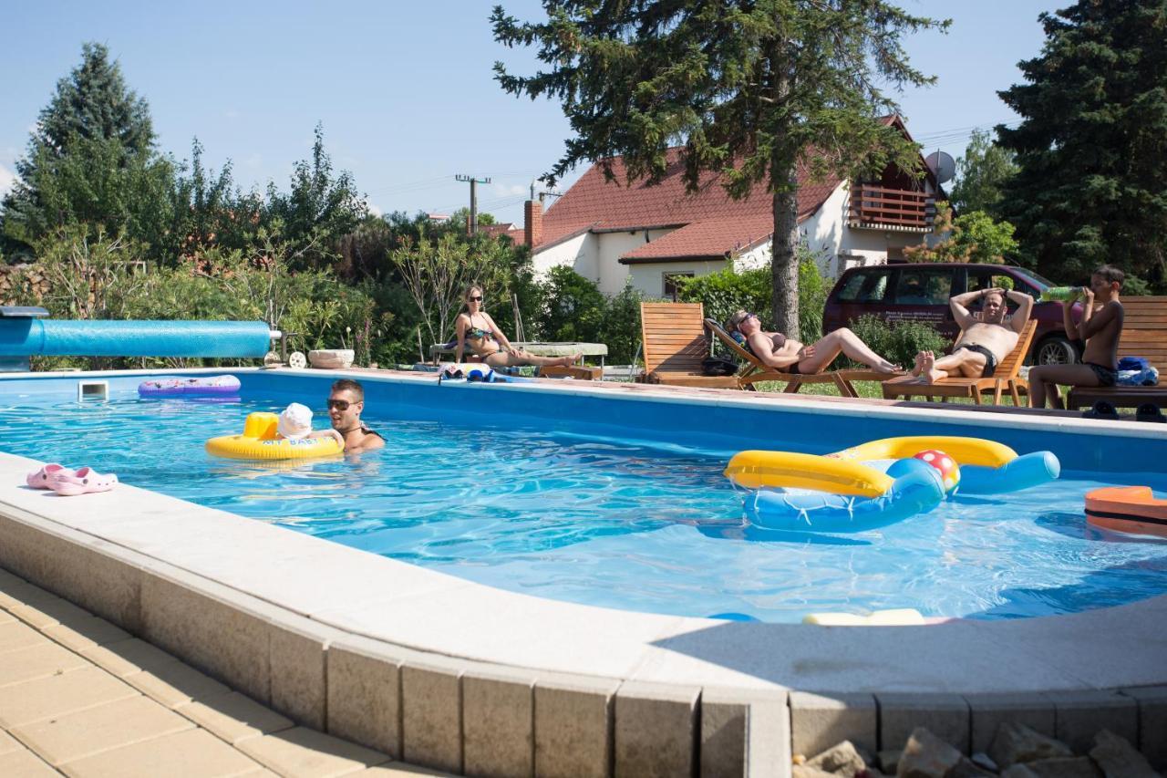 Balatonmáriafürdő Pelso Panzio Bed & Breakfast エクステリア 写真