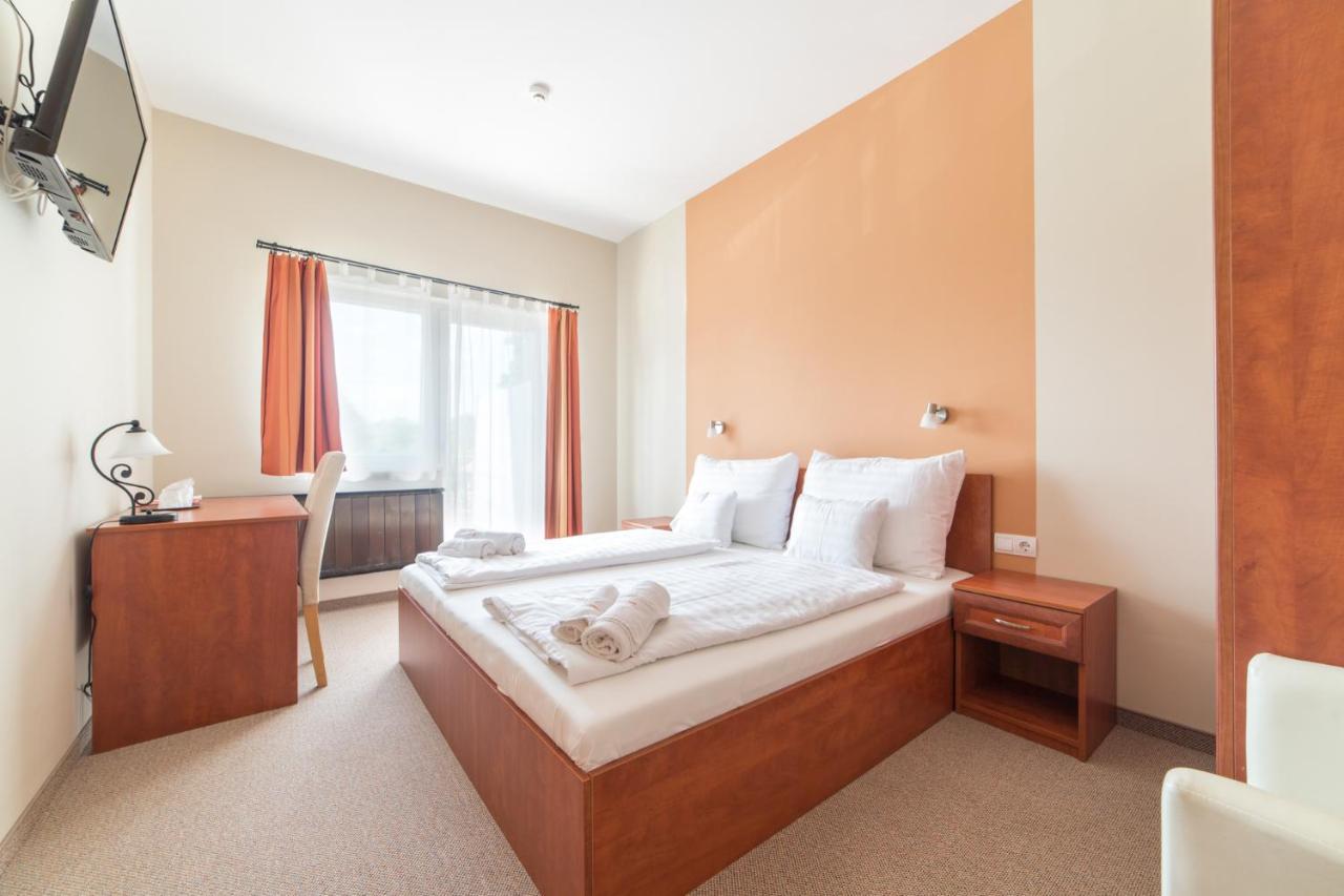 Balatonmáriafürdő Pelso Panzio Bed & Breakfast エクステリア 写真