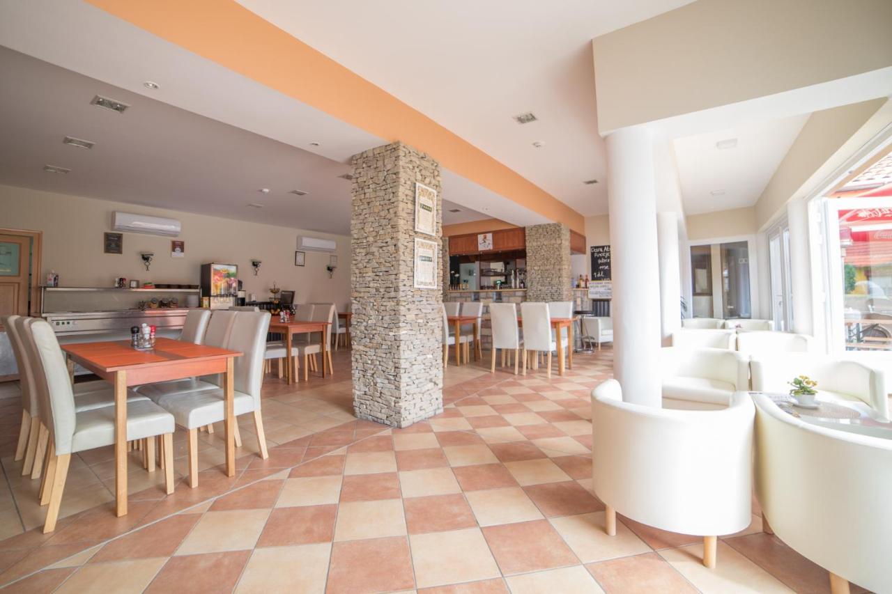 Balatonmáriafürdő Pelso Panzio Bed & Breakfast エクステリア 写真